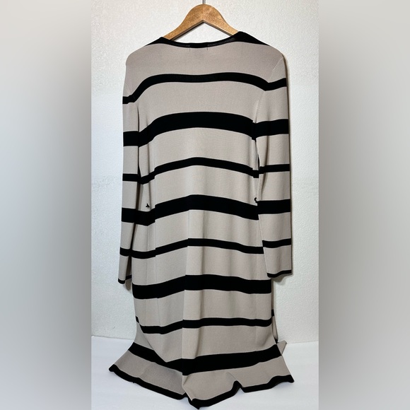 Due per Due Women's Black Tan Stretch Striped Cardigan Sweater Small Long 40” - Picture 7 of 9